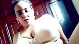 الميلف المصرية المربربة سكس ساخن جدا